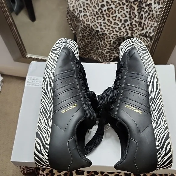 Adidas Superstar Black Zebra Pattern Sneakers - Picture 5 of 5